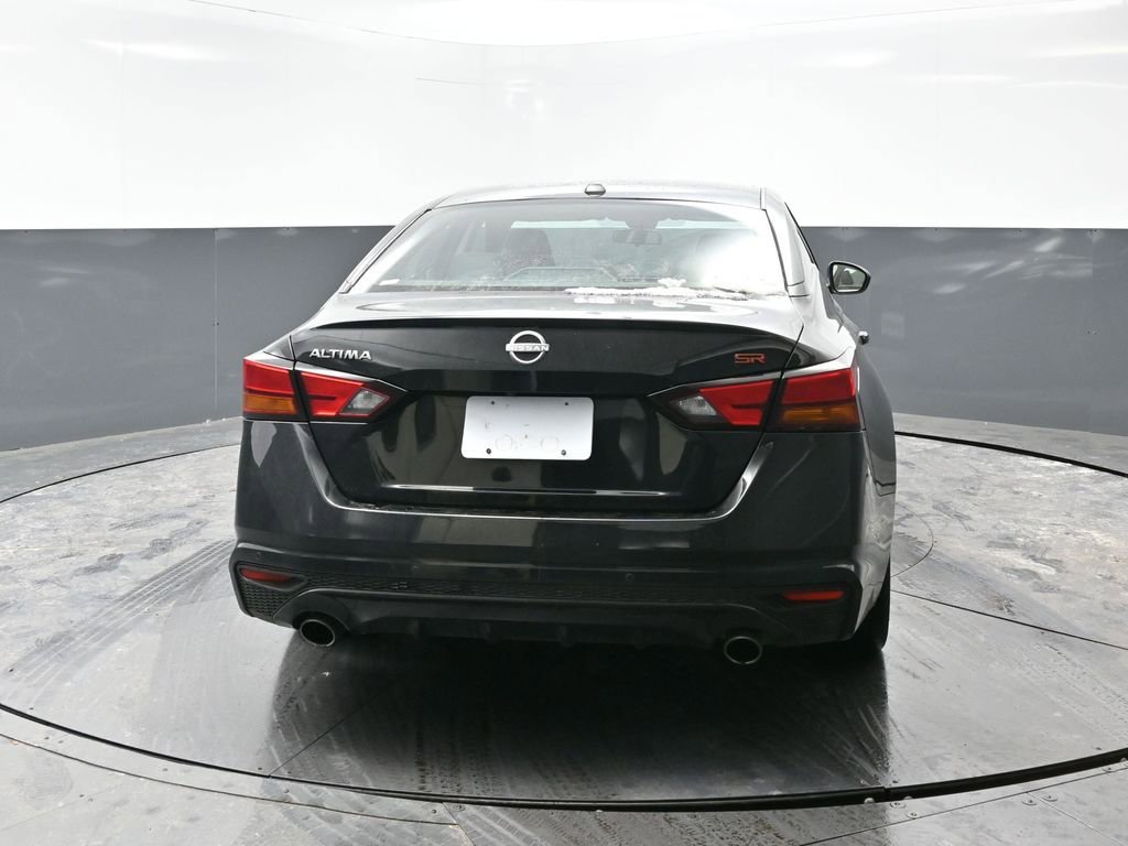 Used 2024 Nissan Altima 2.5 SR image 12