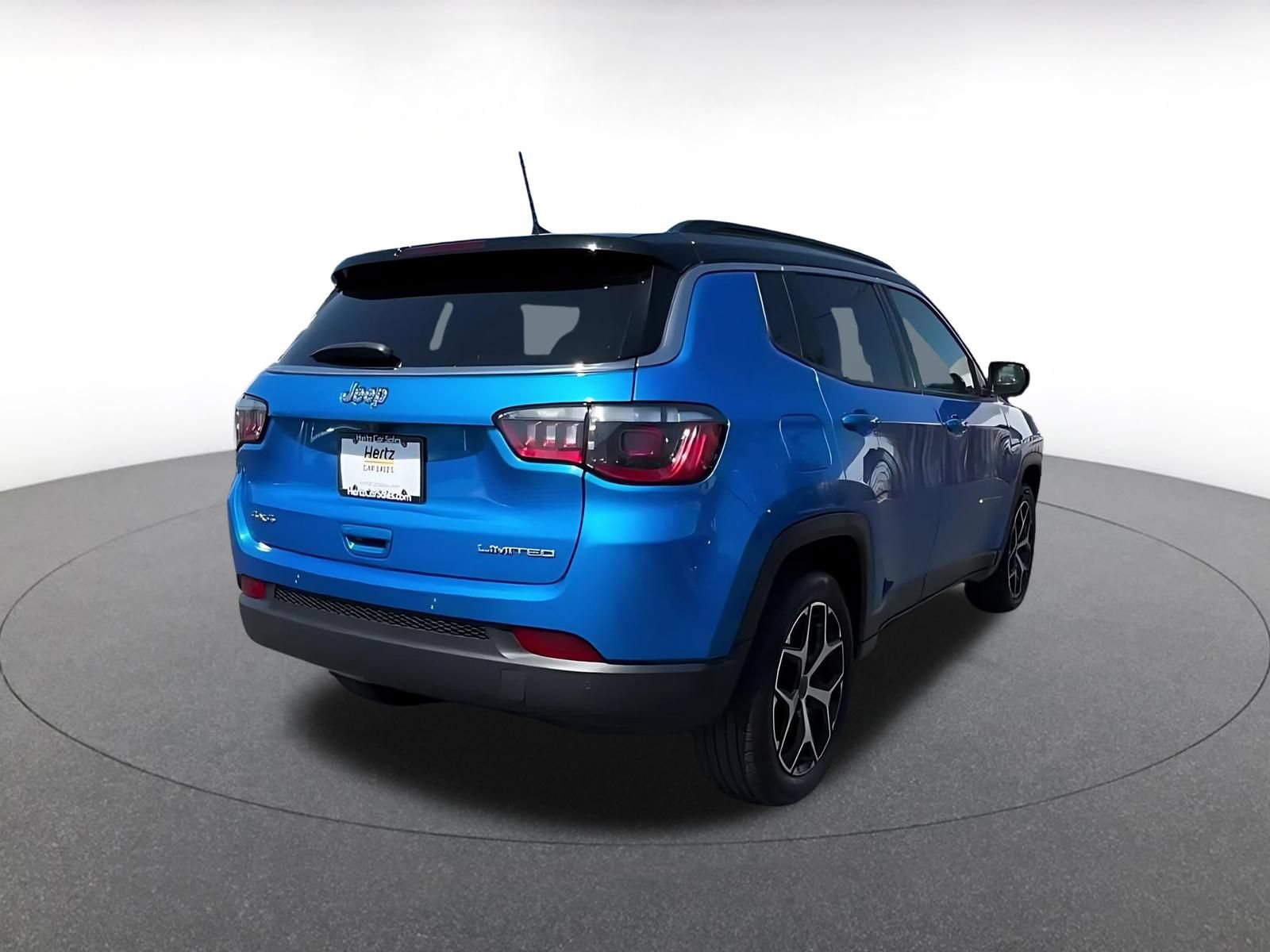 Used 2025 Jeep Compass Limited AWD/4WD image 12