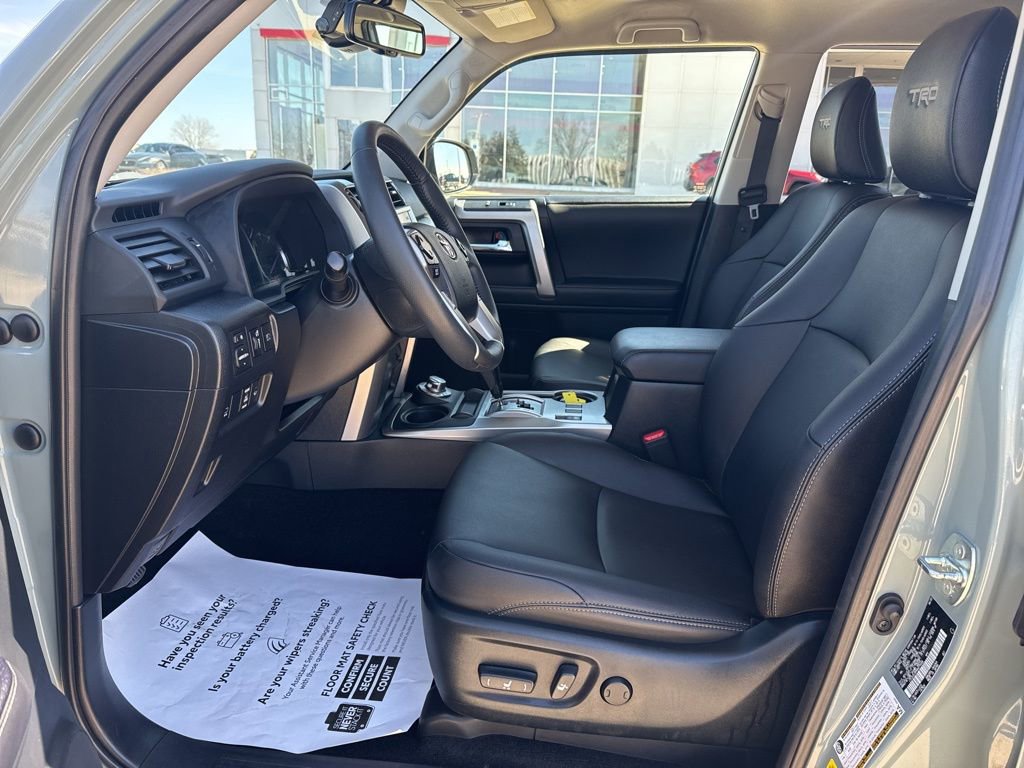 Certified 2022 Toyota 4Runner TRD Sport w/ Technology Package AWD/4WD image 7