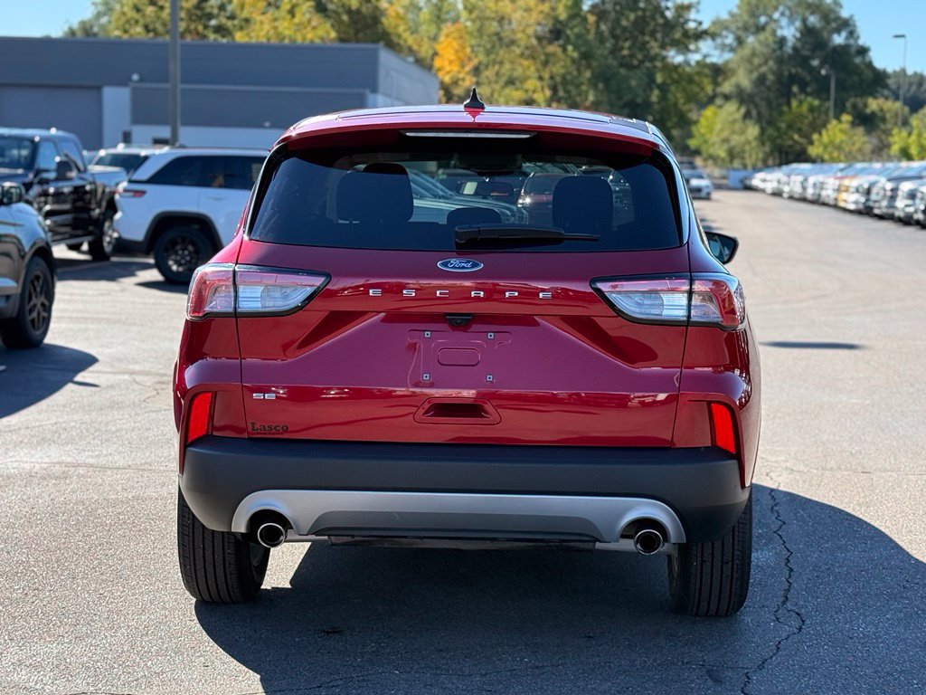 Used 2022 Ford Explorer XLT AWD/4WD image 35