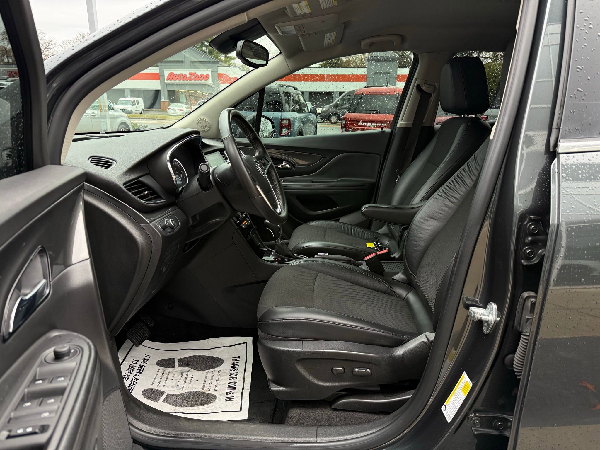 Used 2017 Buick Encore Preferred image 37