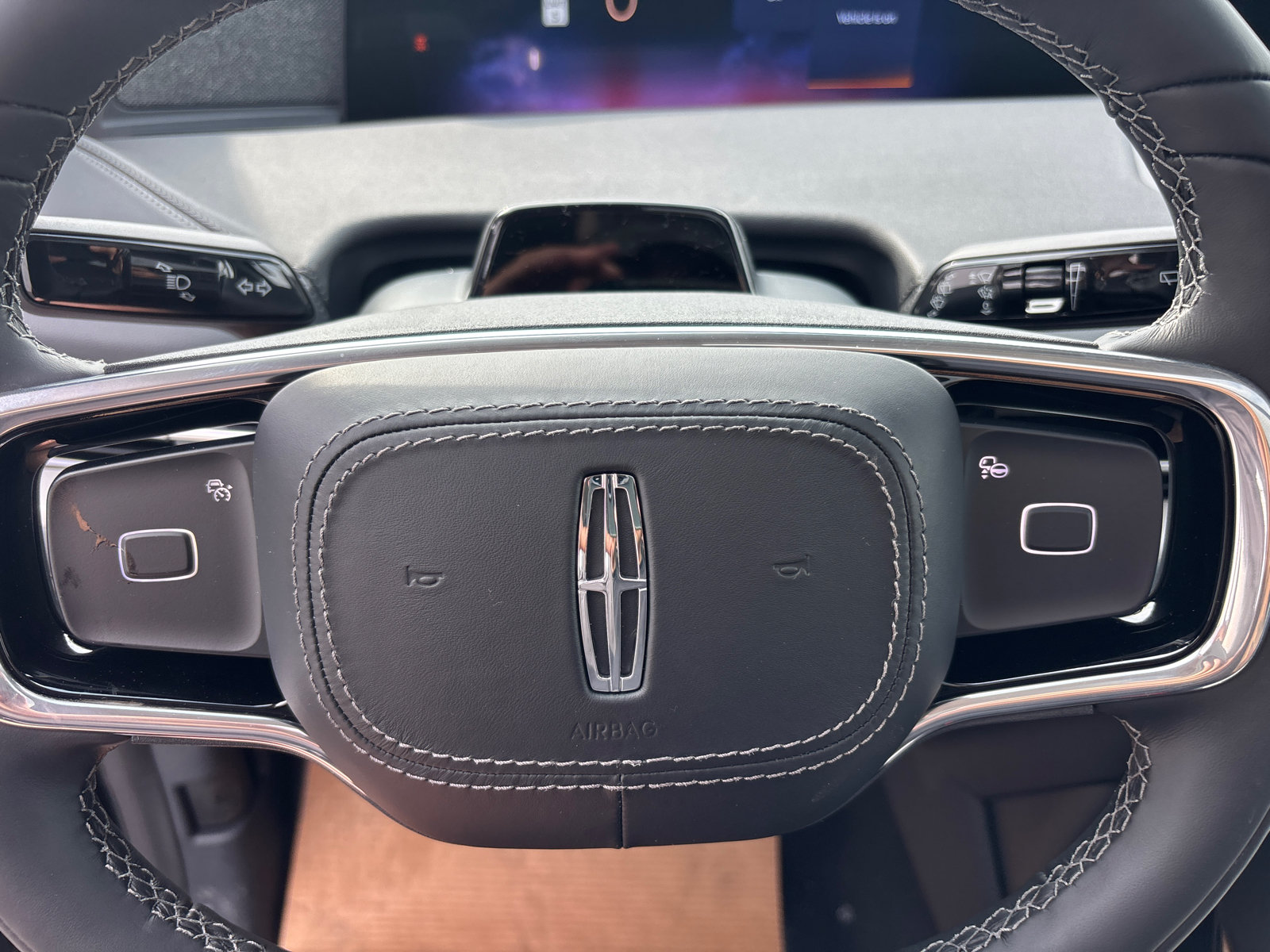 New 2026 Lincoln Navigator Reserve AWD/4WD image 15
