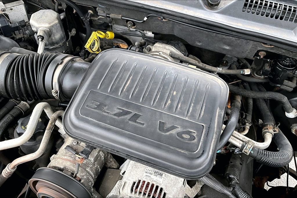 Used 2006 Dodge Dakota ST image 36