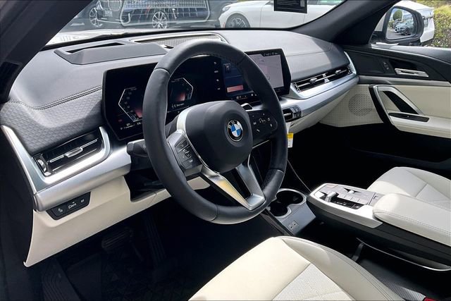 New 2026 BMW X2 xDrive28i w/ Technology Package image 6