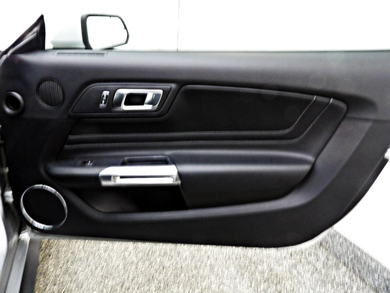 Used 2018 Ford Mustang Premium w/ Equipment Group 201A image 13