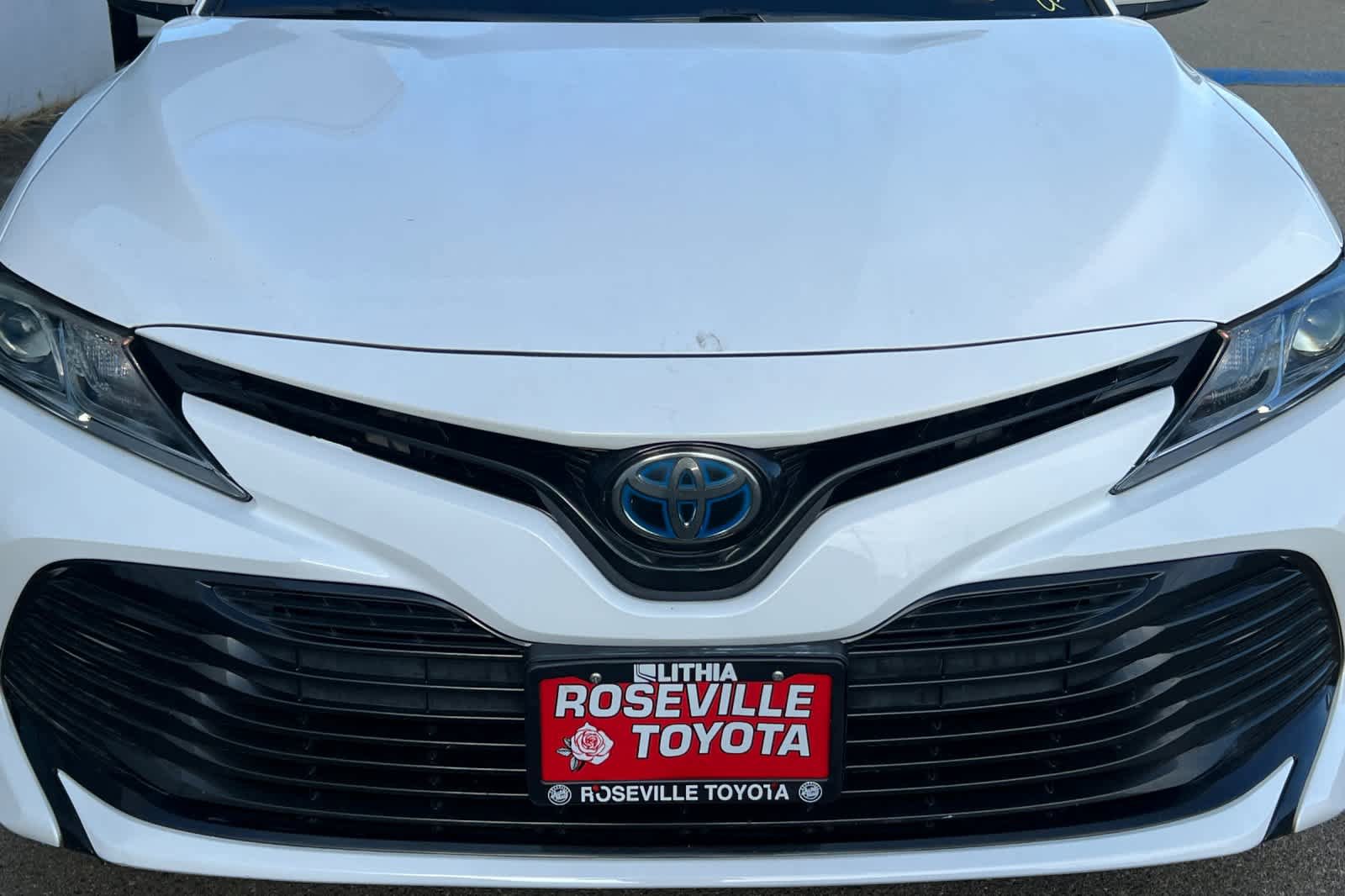Used 2018 Toyota Camry LE FWD image 12