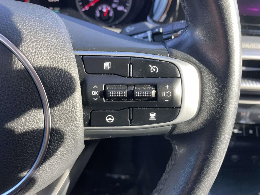 Used 2023 Kia K5 GT-Line image 35