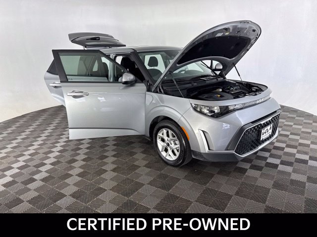 Certified 2025 Kia Soul LX FWD image 16