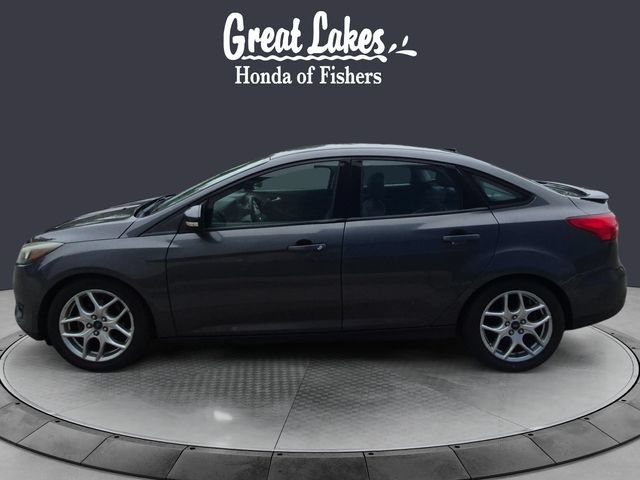 Used 2015 Ford Focus SE w/ Equipment Group 201A FWD image 2