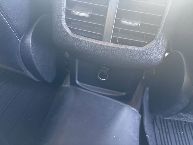 Used 2017 Ford Fusion SE w/ Fusion SE Technology Package image 8