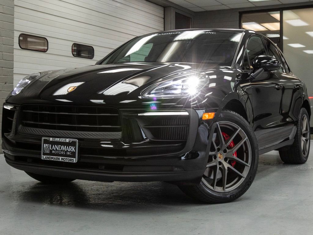 Used 2022 Porsche Macan S image 2