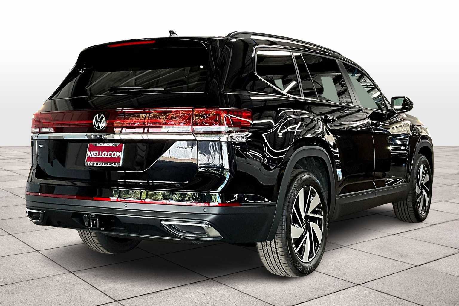 New 2026 Volkswagen Atlas SE image 4