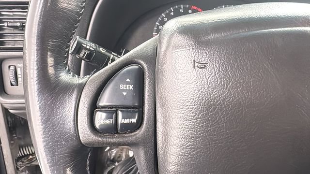 Used 2002 Chevrolet Camaro Base image 19