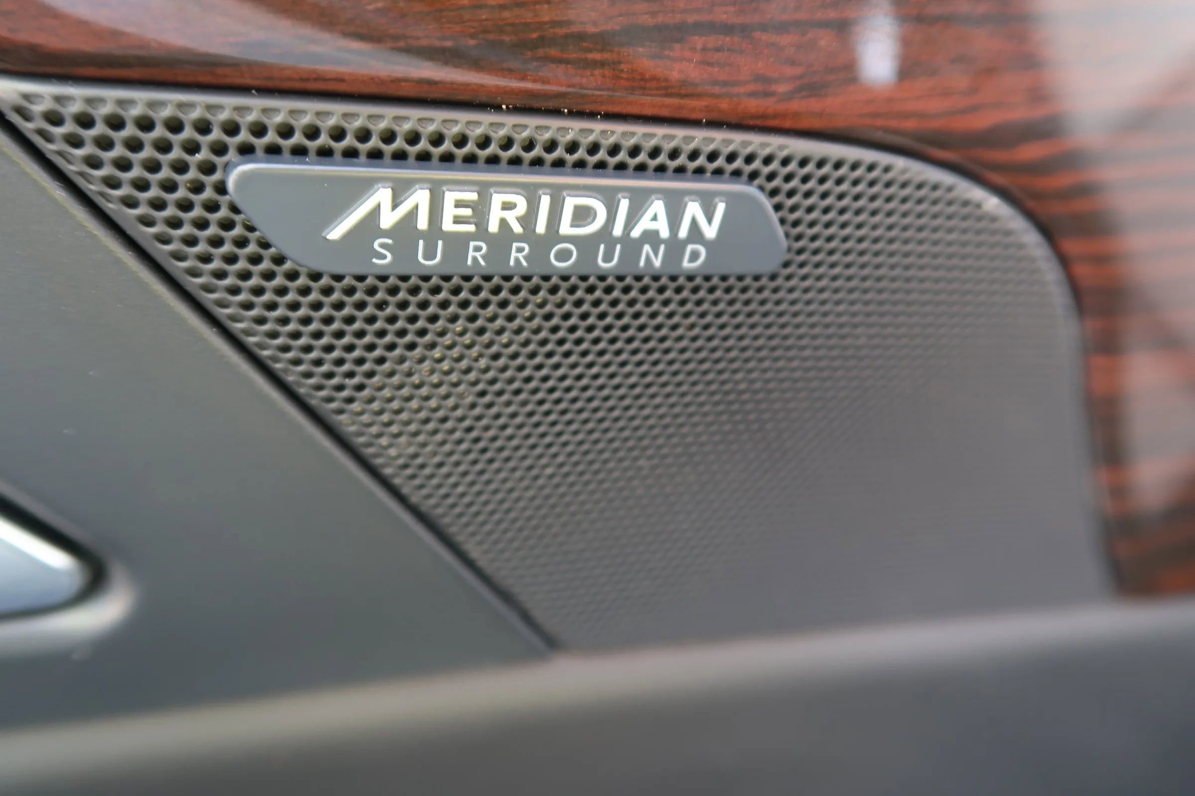 Used 2017 Jaguar XE First Edition image 29