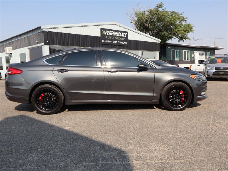 Used 2018 Ford Fusion Titanium AWD/4WD image 2
