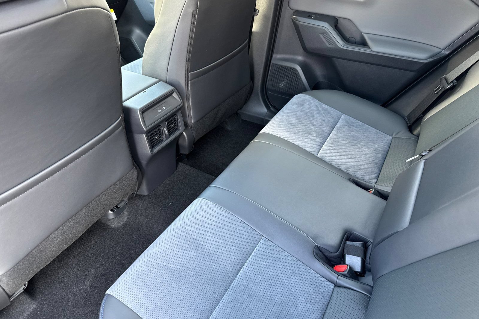 New 2026 Toyota RAV4 XSE AWD/4WD image 14