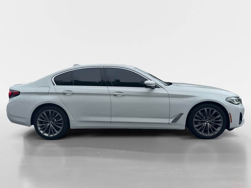 Used 2021 BMW 540i xDrive w/ Executive Package AWD/4WD image 3
