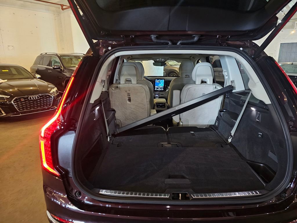 Certified 2025 Volvo XC90 T8 Ultra image 7
