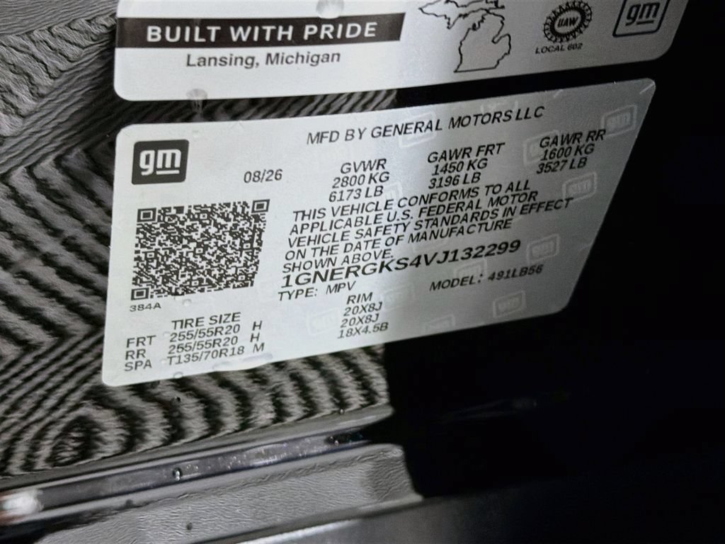New 2027 Chevrolet Traverse LT w/ Sun and Wheel Package FWD image 34