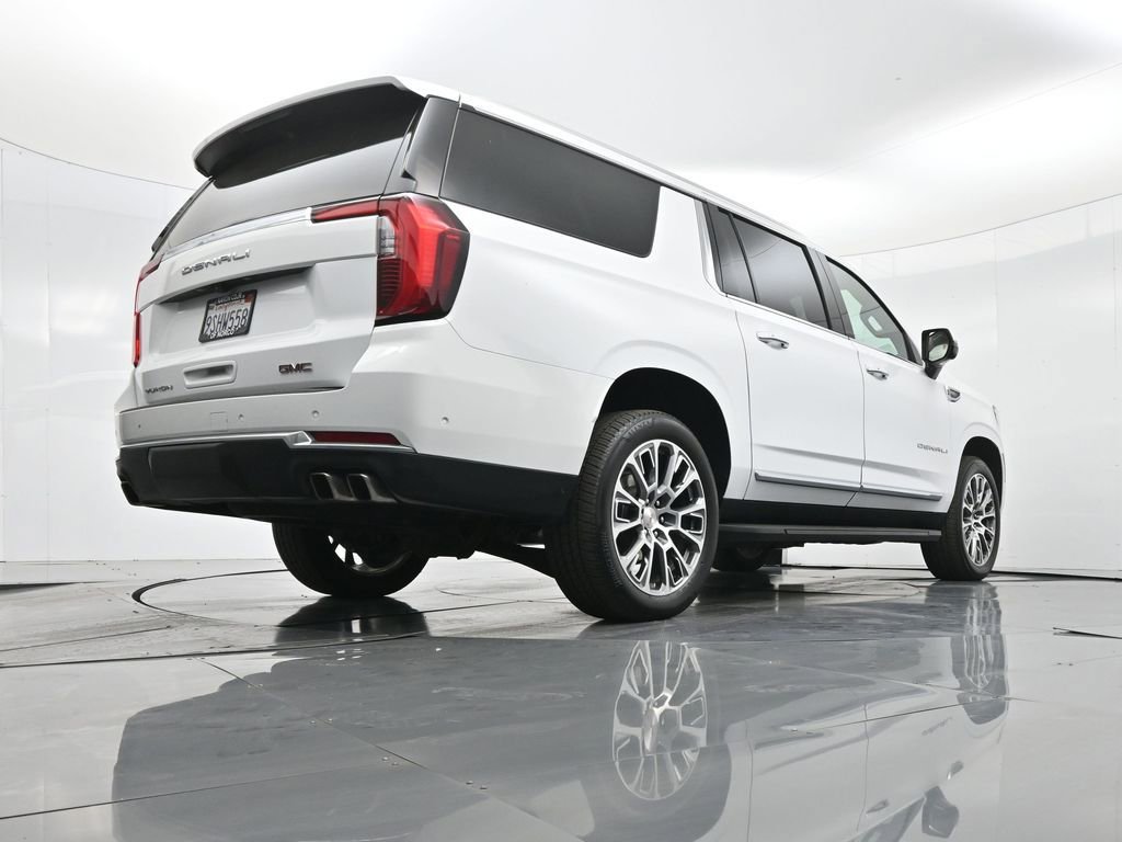 Used 2025 GMC Yukon XL Denali image 48