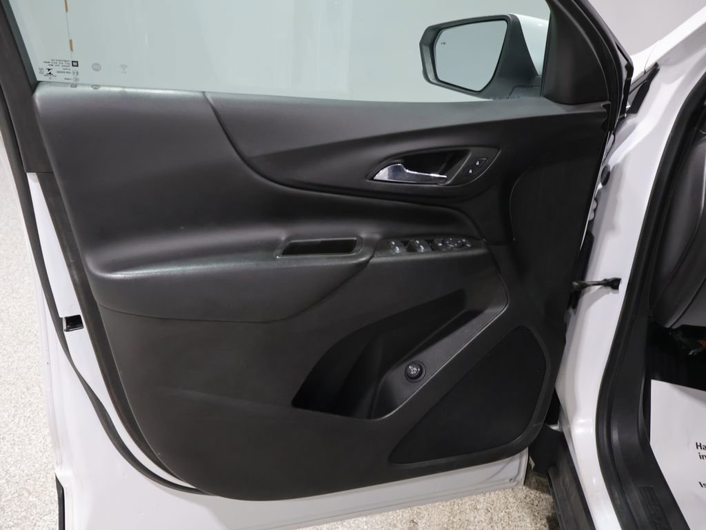 Used 2022 Chevrolet Equinox LT image 13