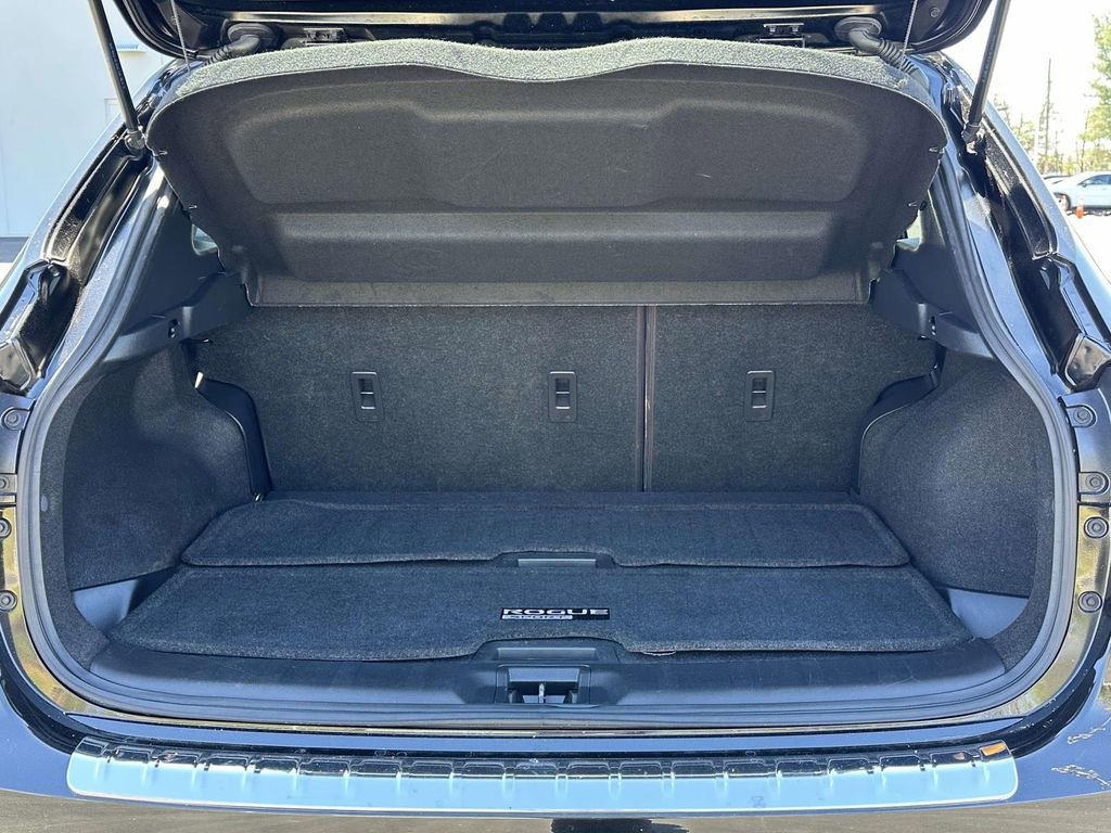 Used 2021 Nissan Rogue Sport SV image 8