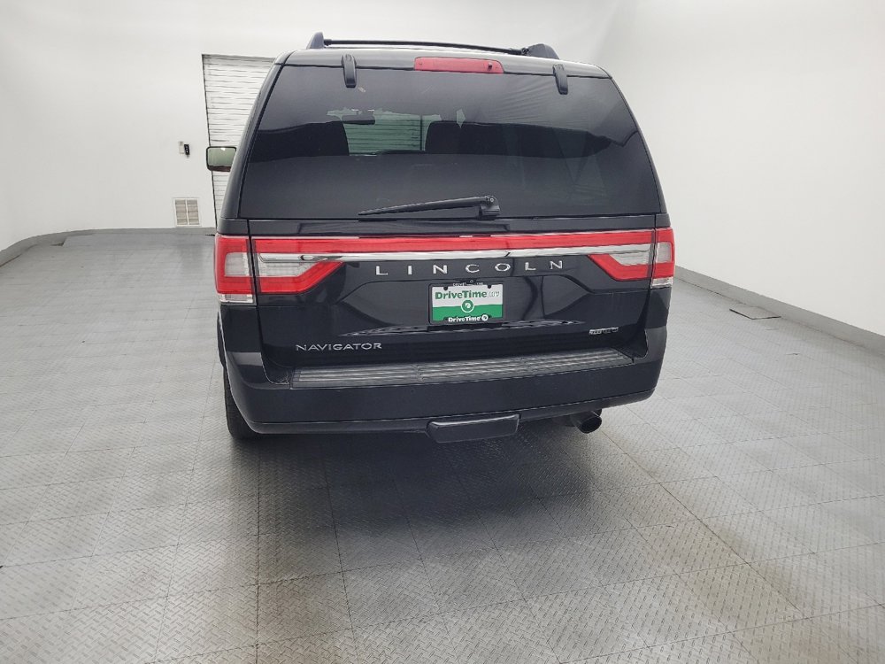 Used 2015 Lincoln Navigator 4WD w/ Equipment Group 101A Reserve image 6