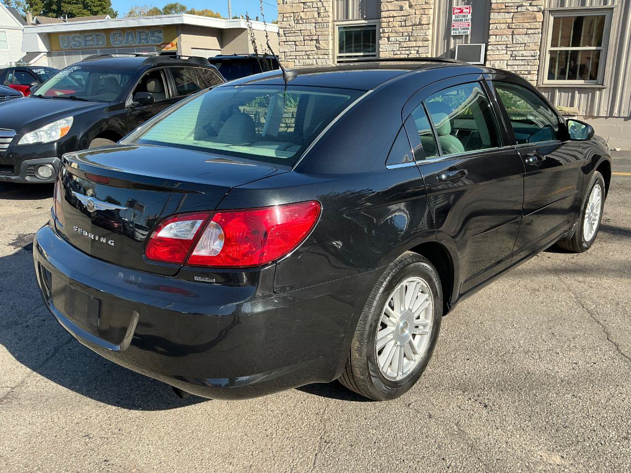Used 2007 Chrysler Sebring Touring w/ Convenience Group I FWD image 4