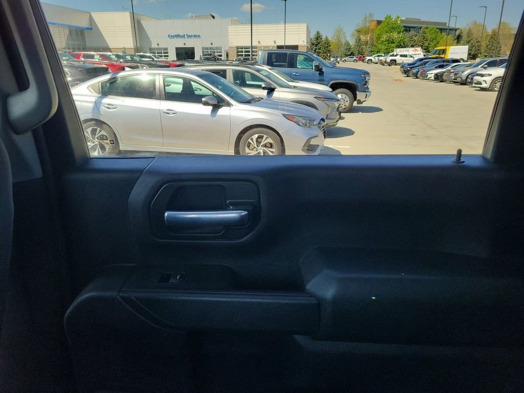 Used 2023 Chevrolet Silverado 2500 LT w/ Convenience Package image 13