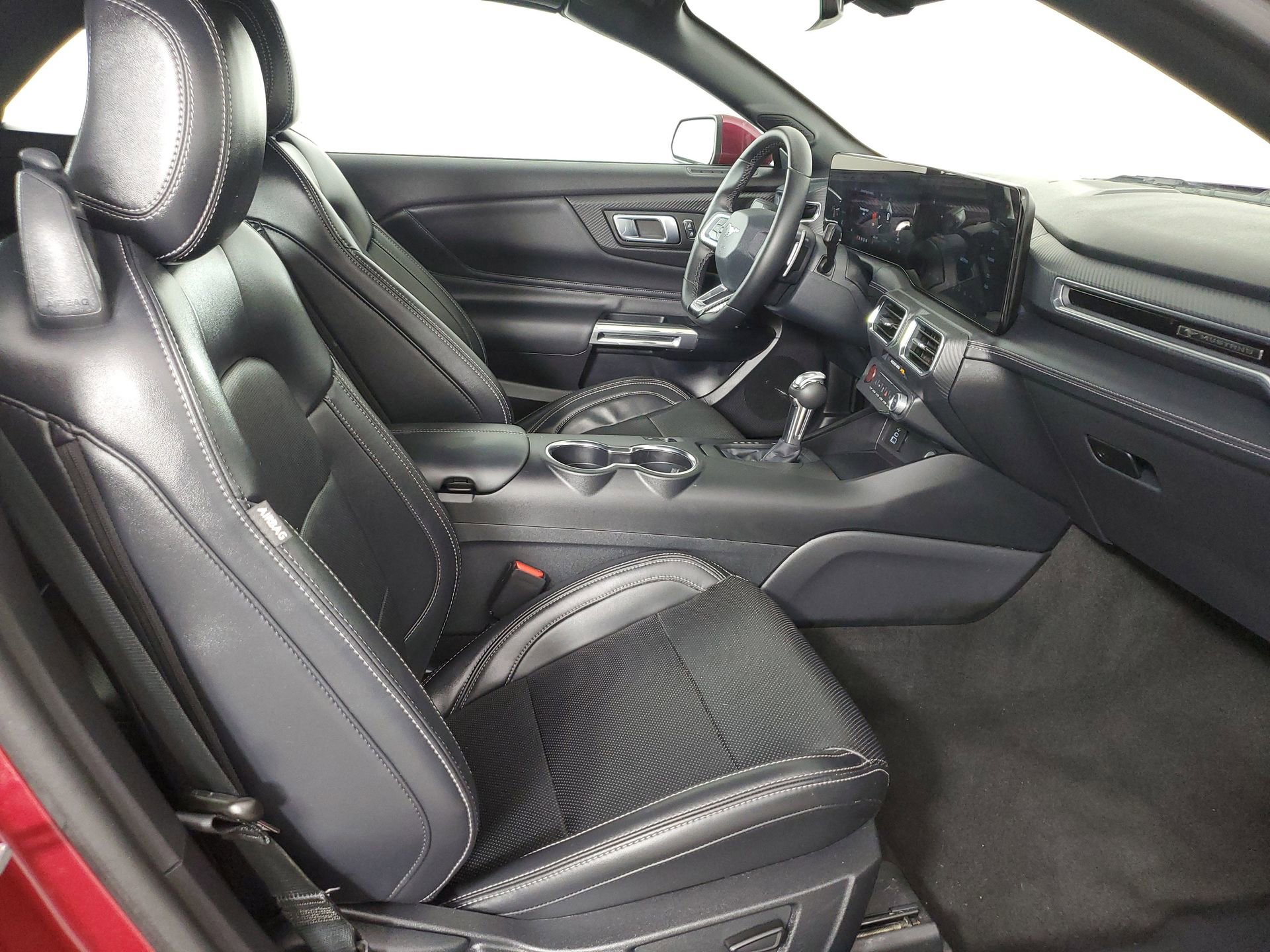 Used 2025 Ford Mustang GT Premium image 41