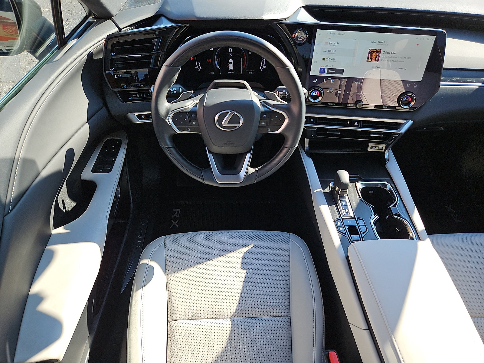 Used 2023 Lexus RX 350 Premium Plus w/ Accessory Package AWD/4WD image 11