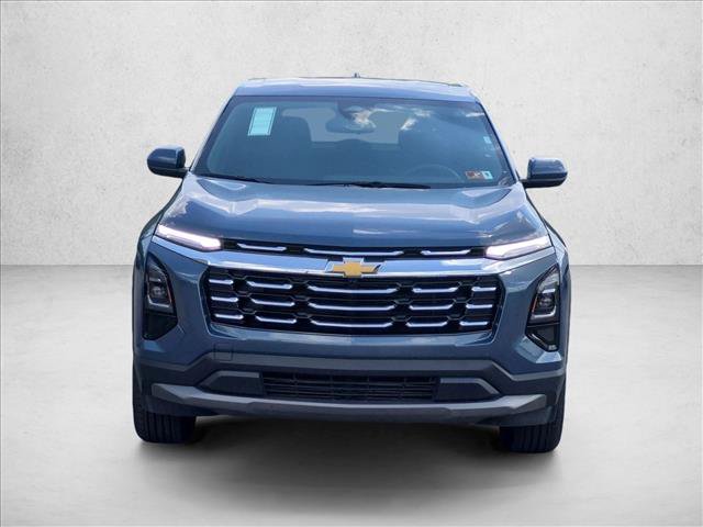 Used 2026 Chevrolet Equinox LT AWD/4WD image 2