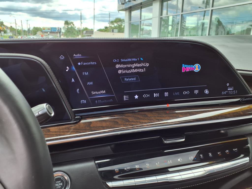 Used 2024 Cadillac Escalade Sport Platinum w/ Heavy-Duty Trailer Package image 17