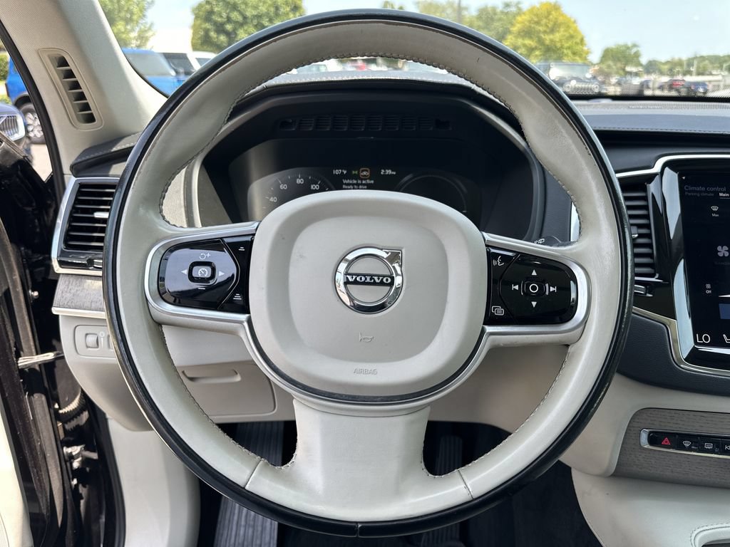 Used 2021 Volvo XC90 T8 Inscription w/ Advanced Package AWD/4WD image 12