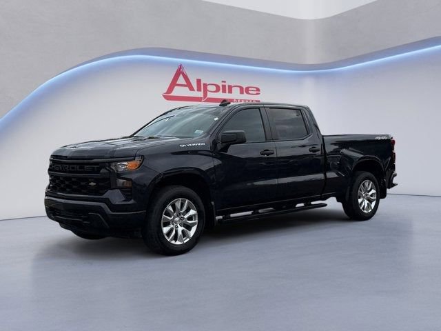 Used 2023 Chevrolet Silverado 1500 Custom image 1