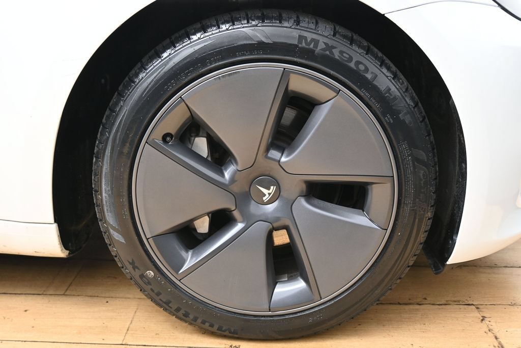 Used 2023 Tesla Model 3 Standard Range RWD image 13