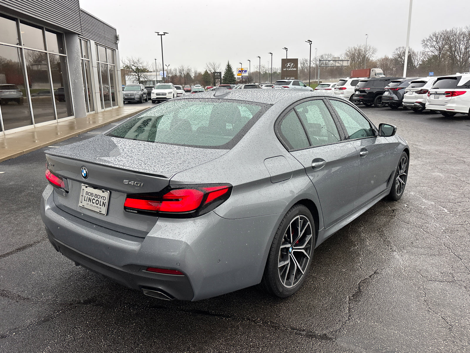 Used 2023 BMW 540i xDrive w/ M Sport Package image 7