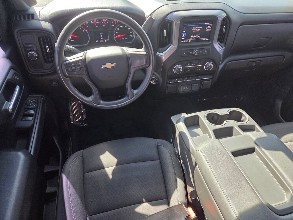 Used 2023 Chevrolet Silverado 1500 Custom w/ LPO, Dark Essentials Package RWD image 9