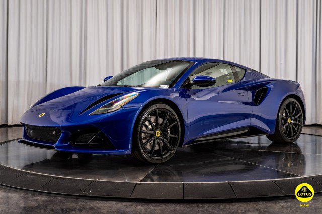 New 2025 Lotus Emira image 5