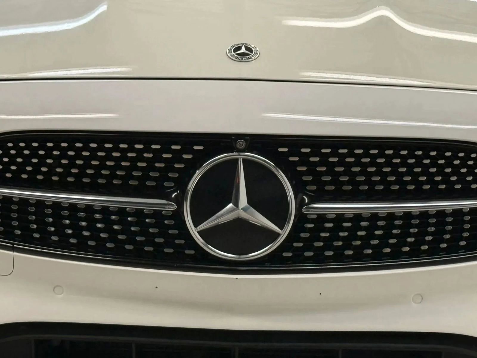 Used 2022 Mercedes-Benz E 350 Sedan w/ AMG Line Exterior image 5