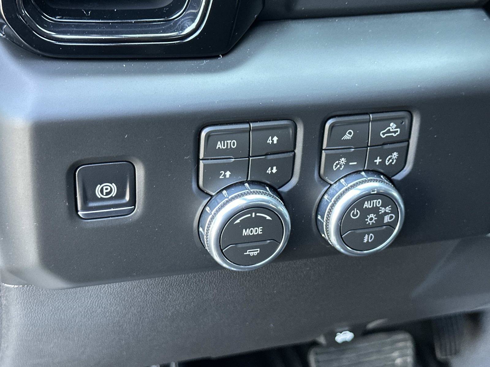 Used 2026 GMC Sierra 1500 AT4 AWD/4WD image 22