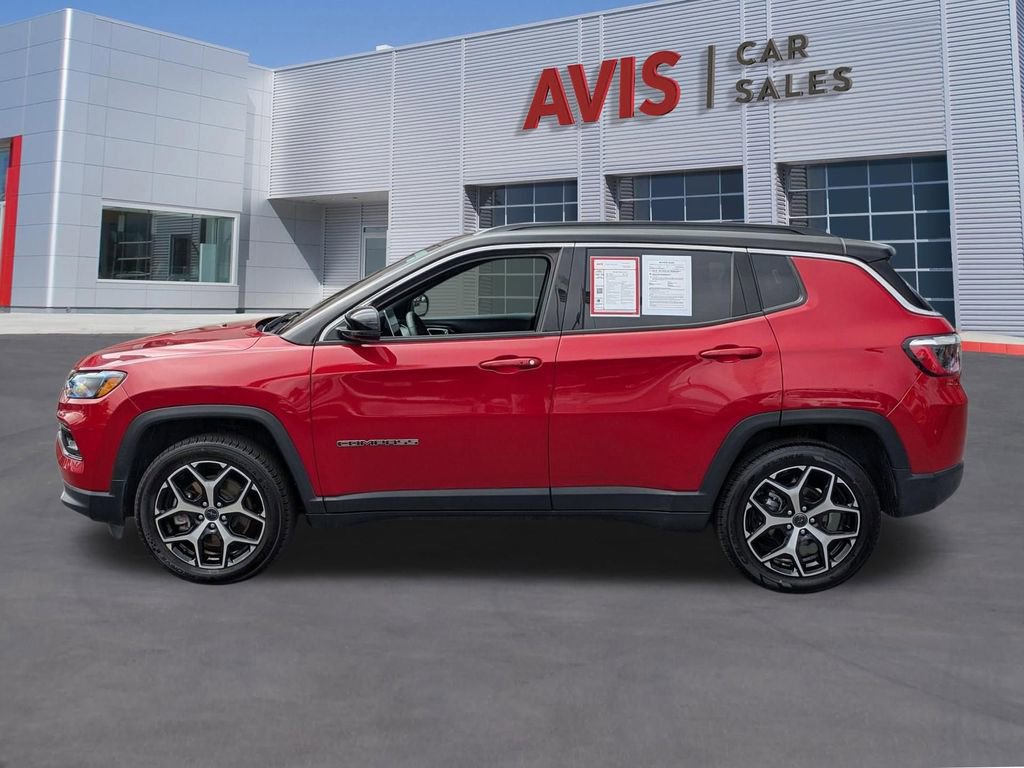 Used 2025 Jeep Compass Limited AWD/4WD image 10
