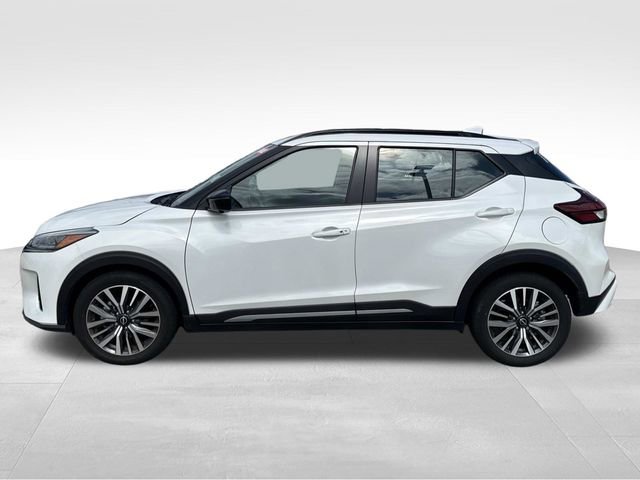 Used 2023 Nissan Kicks SR image 6