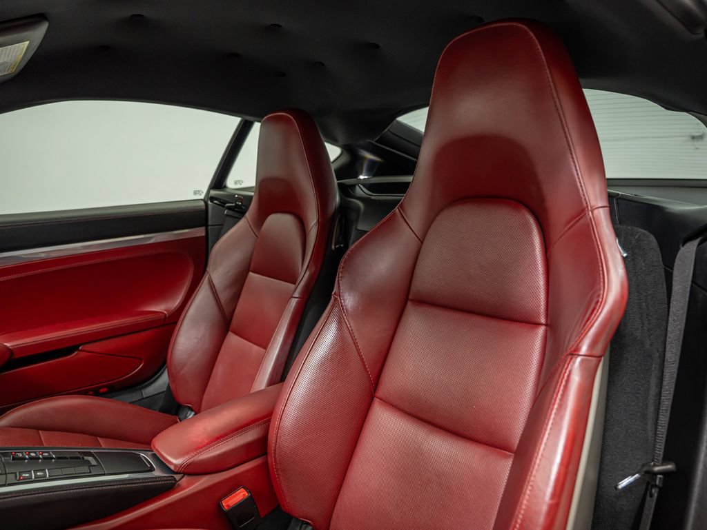 Used 2017 Porsche 718 Cayman RWD image 35