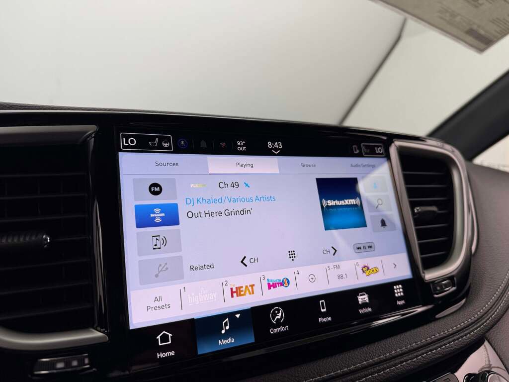 New 2026 Chrysler Pacifica Select image 34