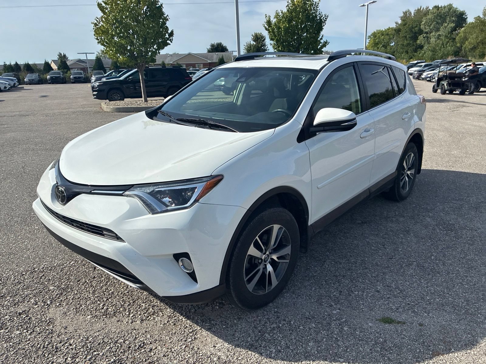 Used 2018 Toyota RAV4 XLE AWD/4WD image 21