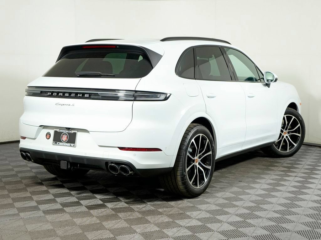 Certified 2026 Porsche Cayenne S AWD/4WD image 7