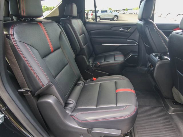 Used 2026 Chevrolet Traverse RS w/ LPO, Floor Liner Package AWD/4WD image 27