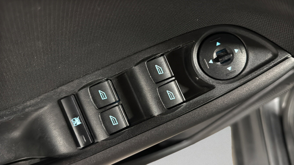 Used 2018 Ford Focus SEL image 15