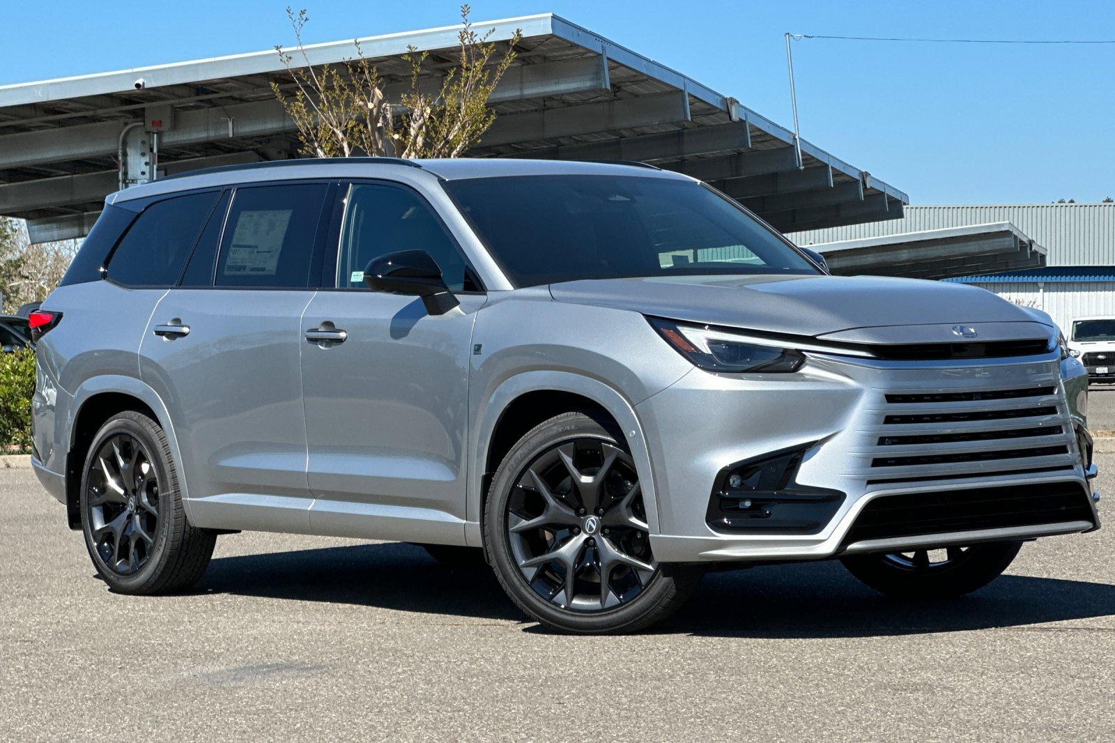 New 2026 Lexus TX 500h AWD image 2